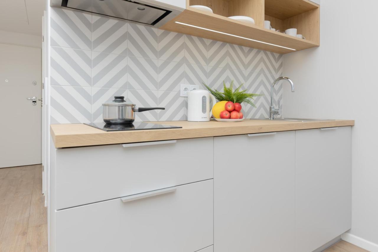 Metro Bielany Apartments With Parking By Noclegi Renters وارسو المظهر الخارجي الصورة