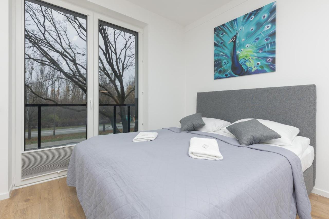Metro Bielany Apartments With Parking By Noclegi Renters وارسو المظهر الخارجي الصورة